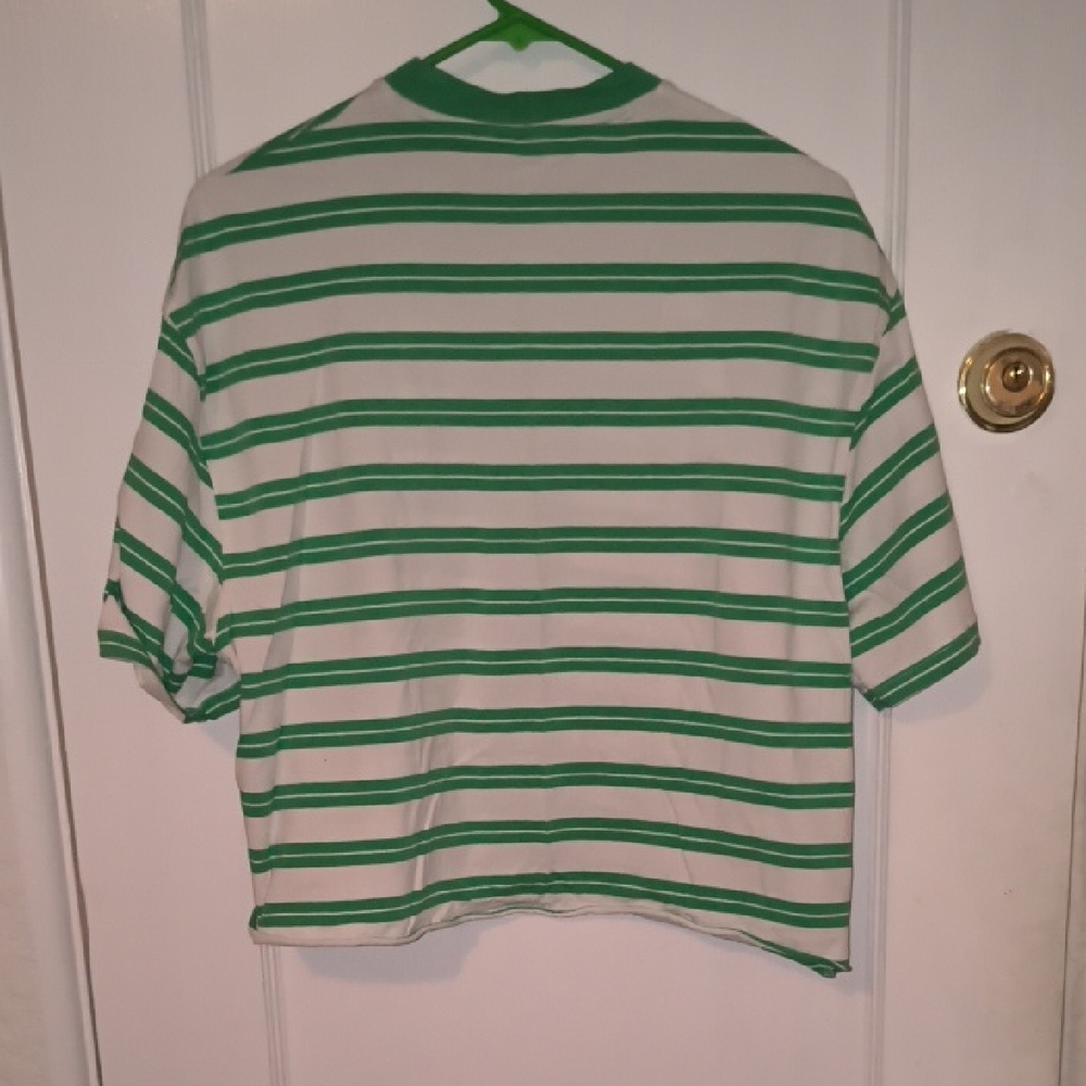 Topshop | Striped Tee in Green and White - Picture 3 of 3